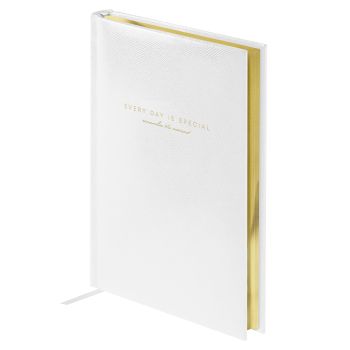 Ежедневник недатированный, А5, 136л., твердый переплет, кожзам, BG 